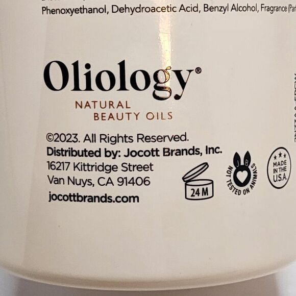 Oliology Coconut Oil Shampoo | Paraben Free & Cruelty Free (32 oz) | Nourishing - Picture 3 of 5